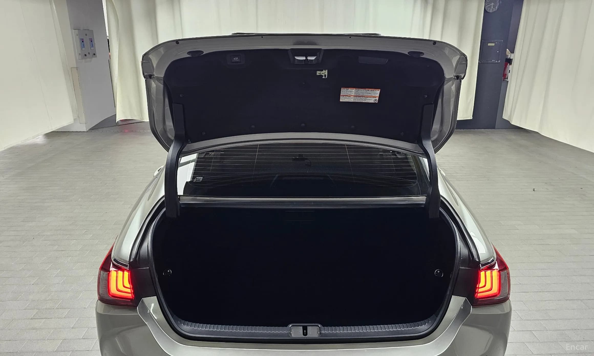 ES300h 7th Generation
