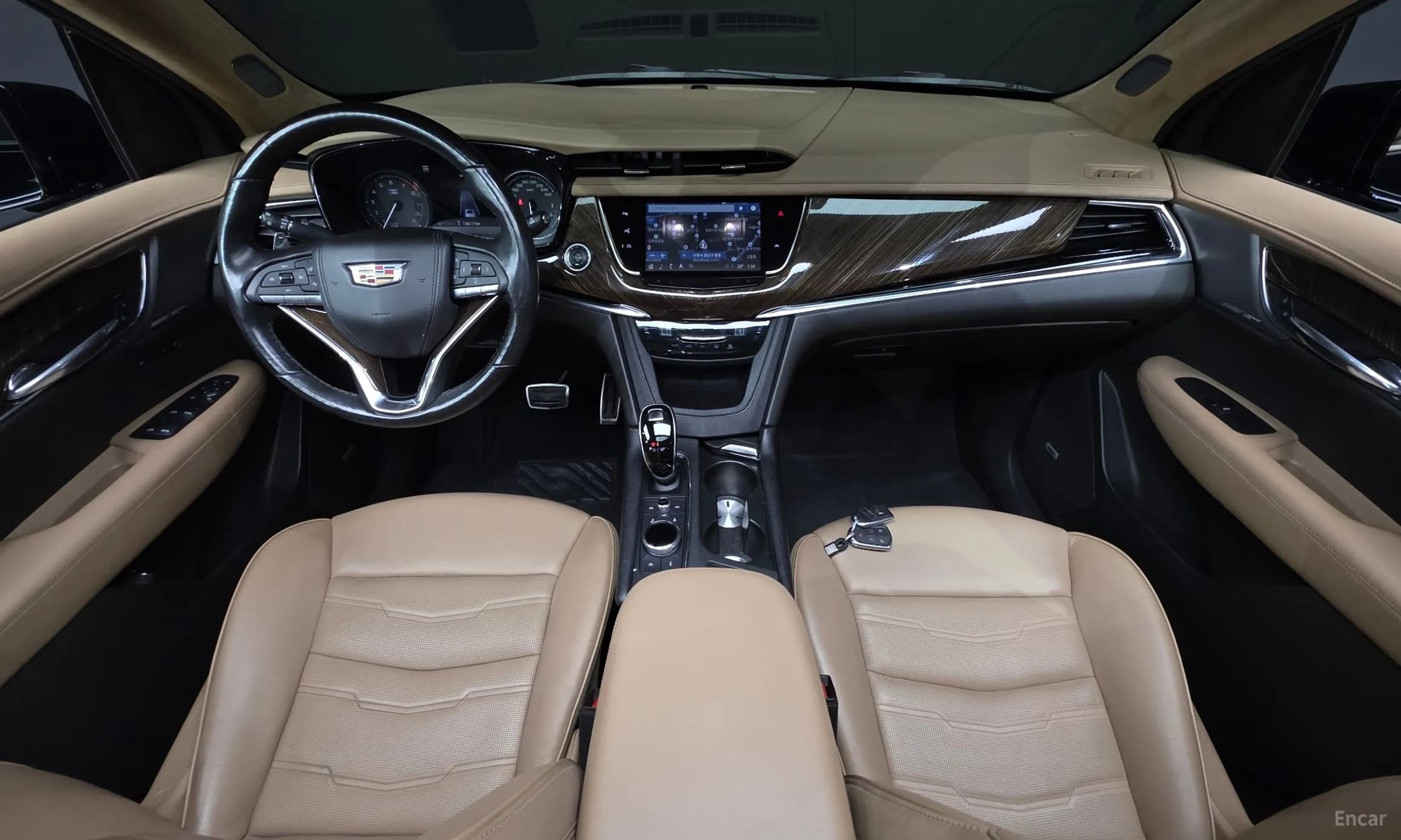 XT6