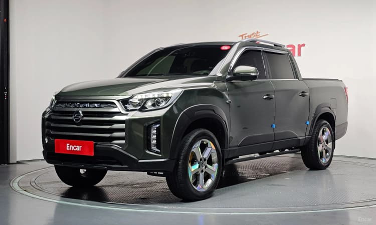 Rexton Sports Khan