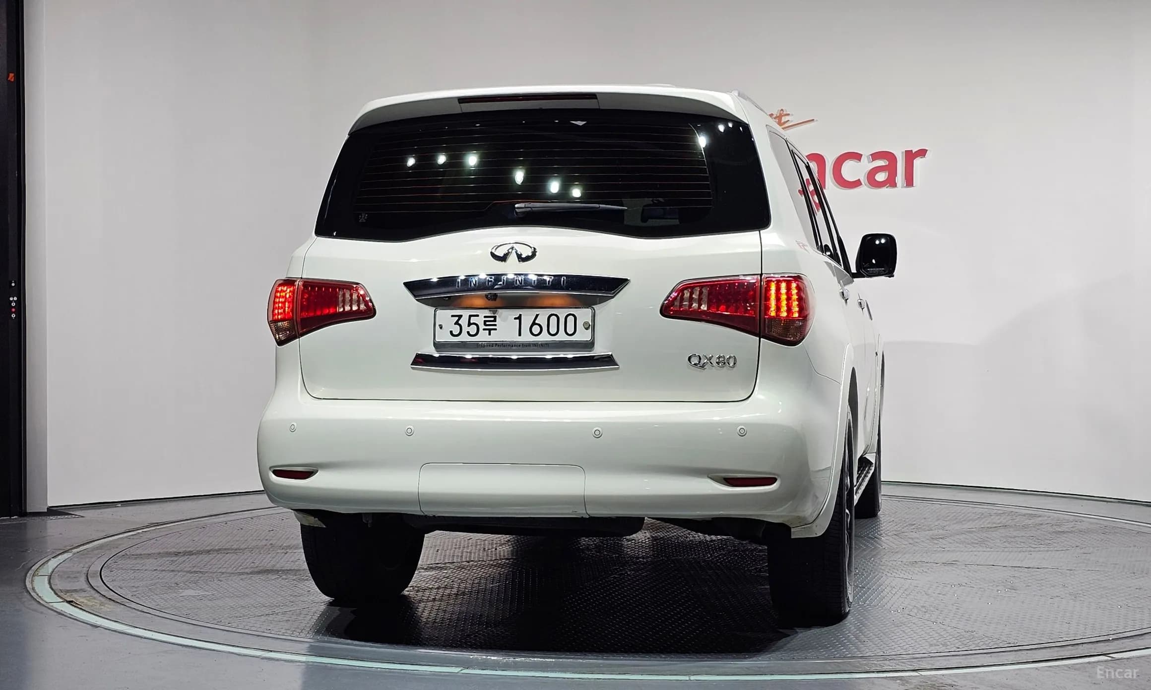 QX80