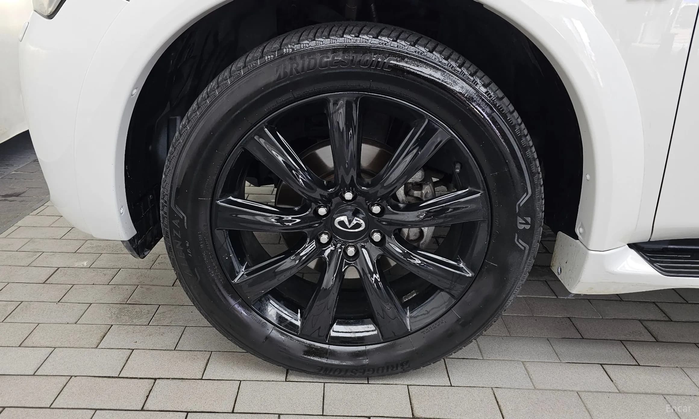 QX80