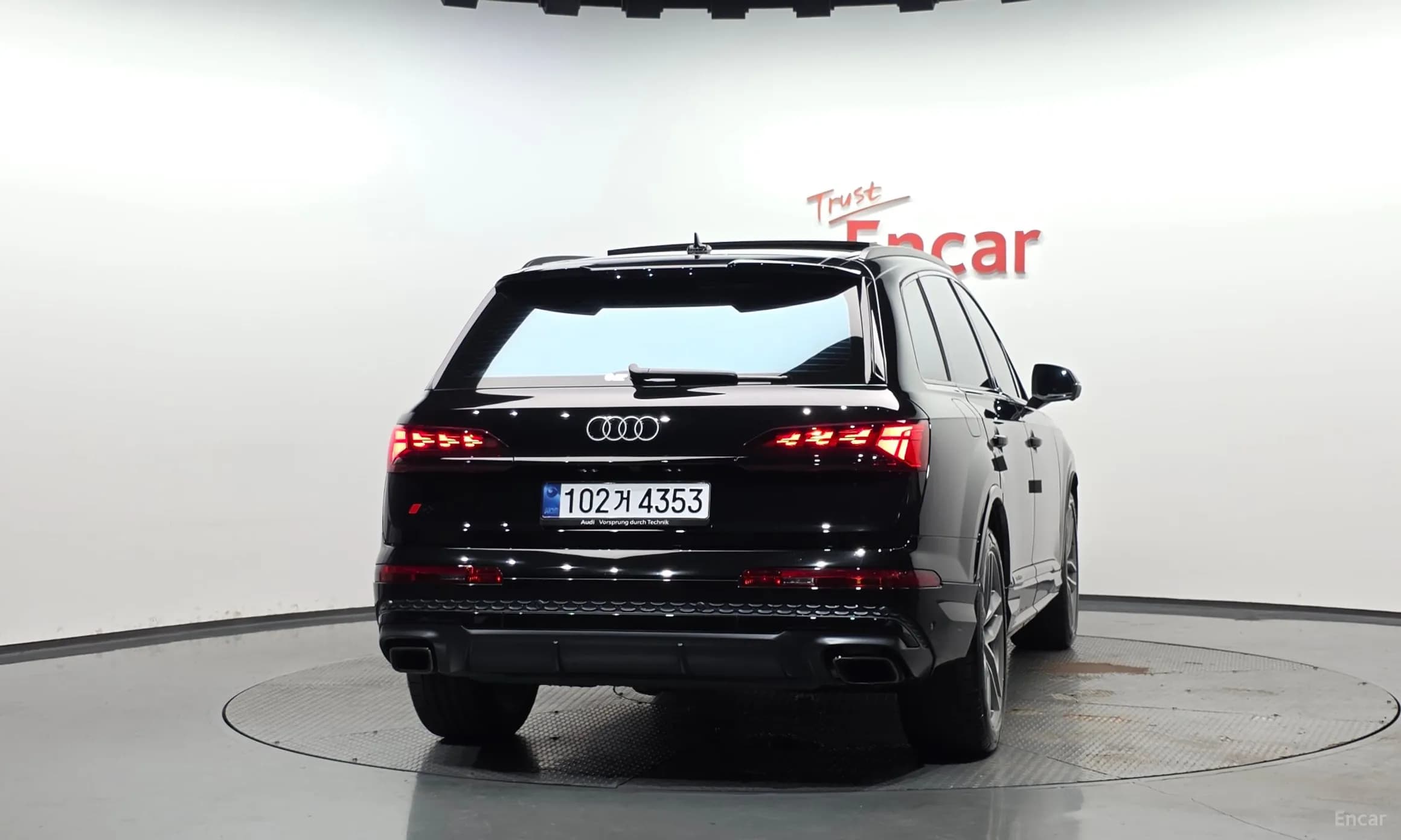 Q7 (4M)