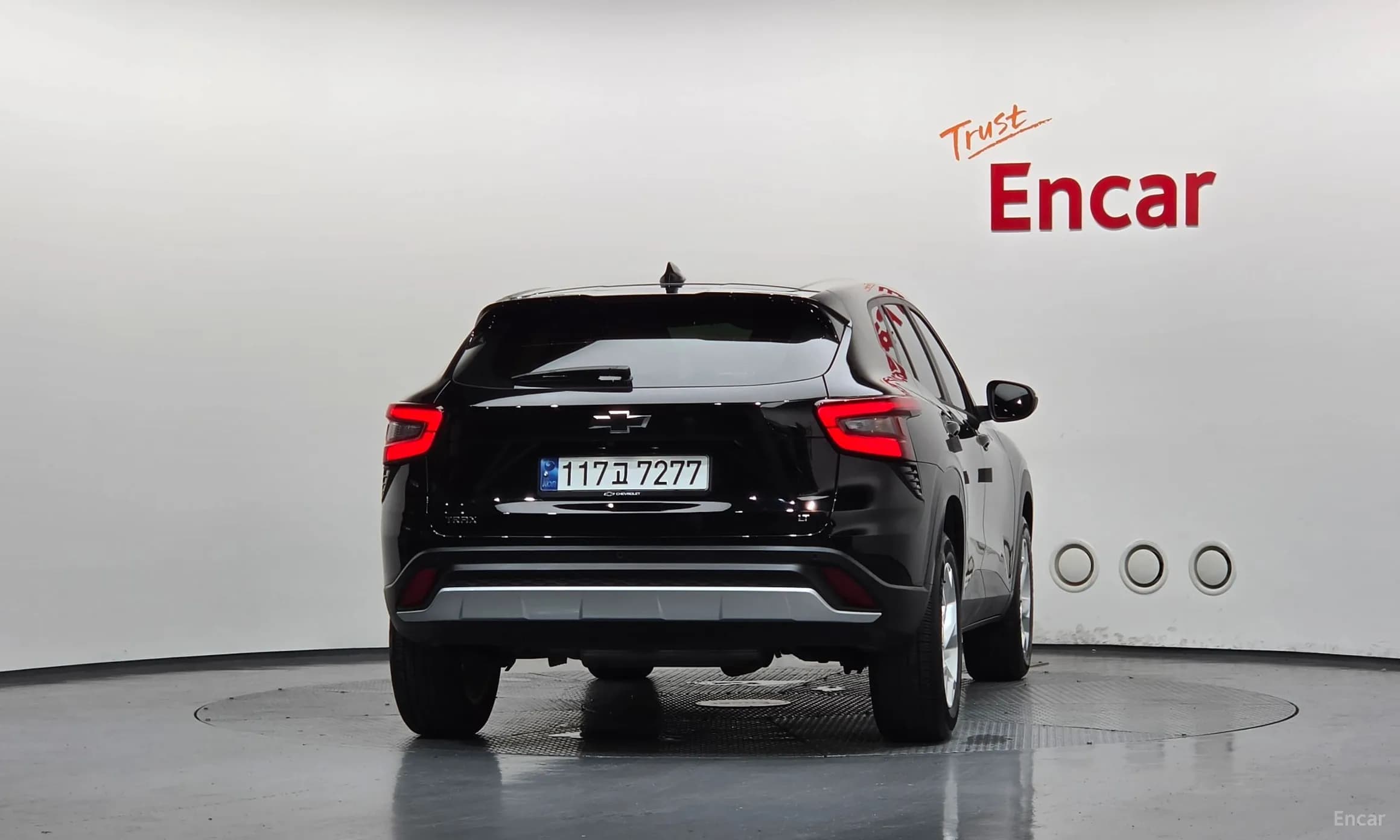 Trax Crossover