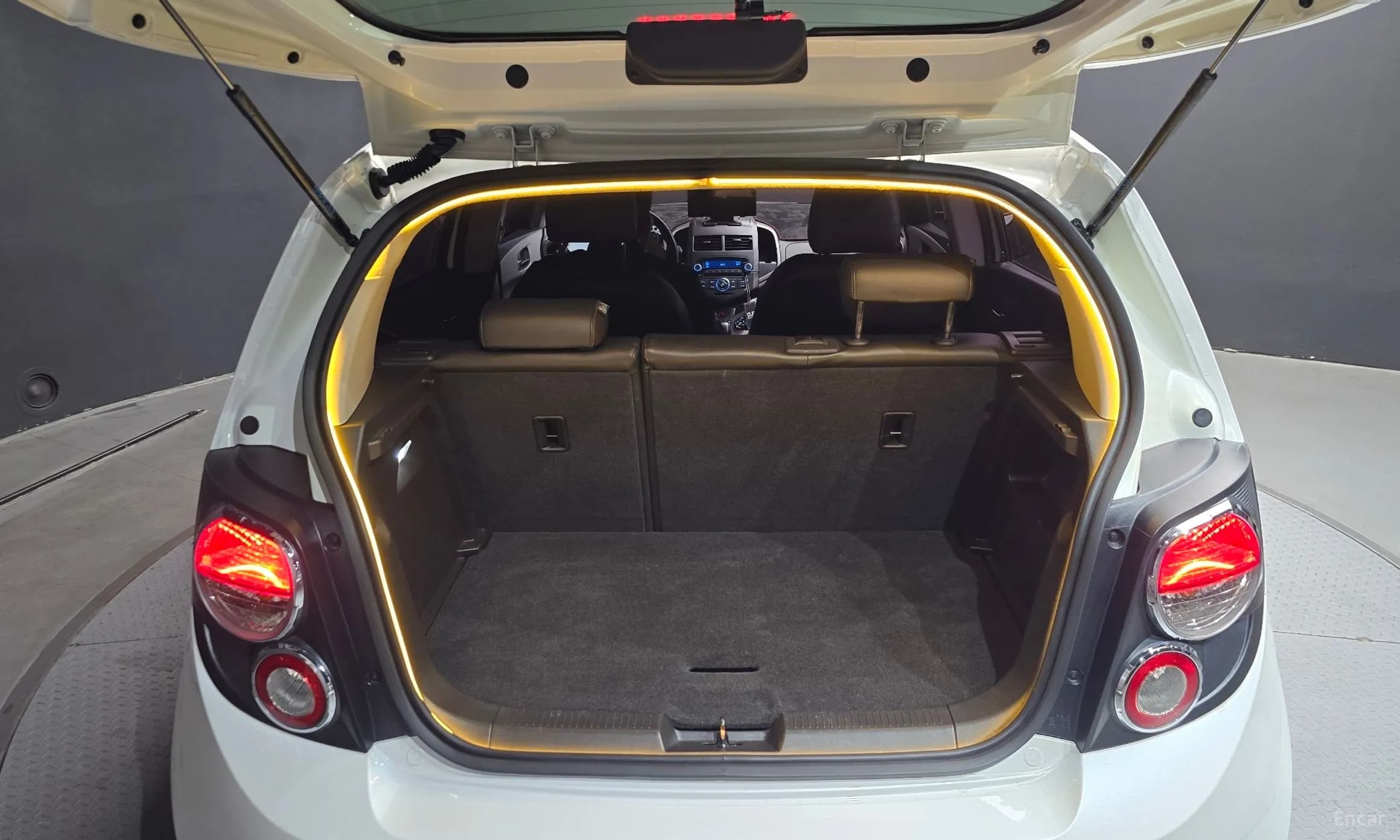 Aveo Hatchback