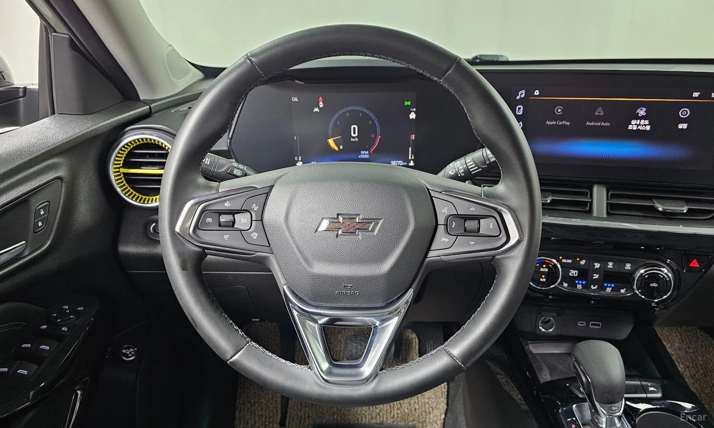 Trax Crossover