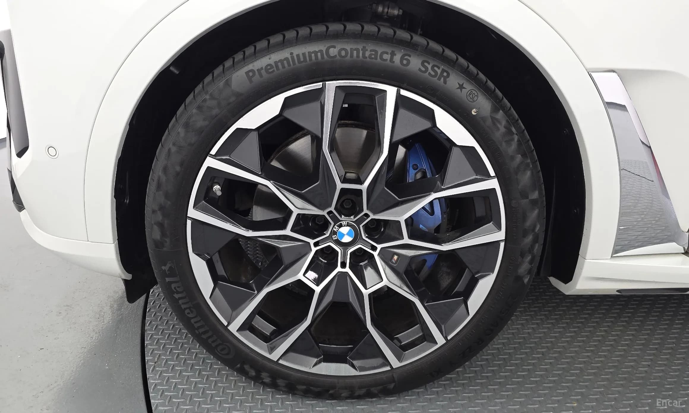 X7 (G07)