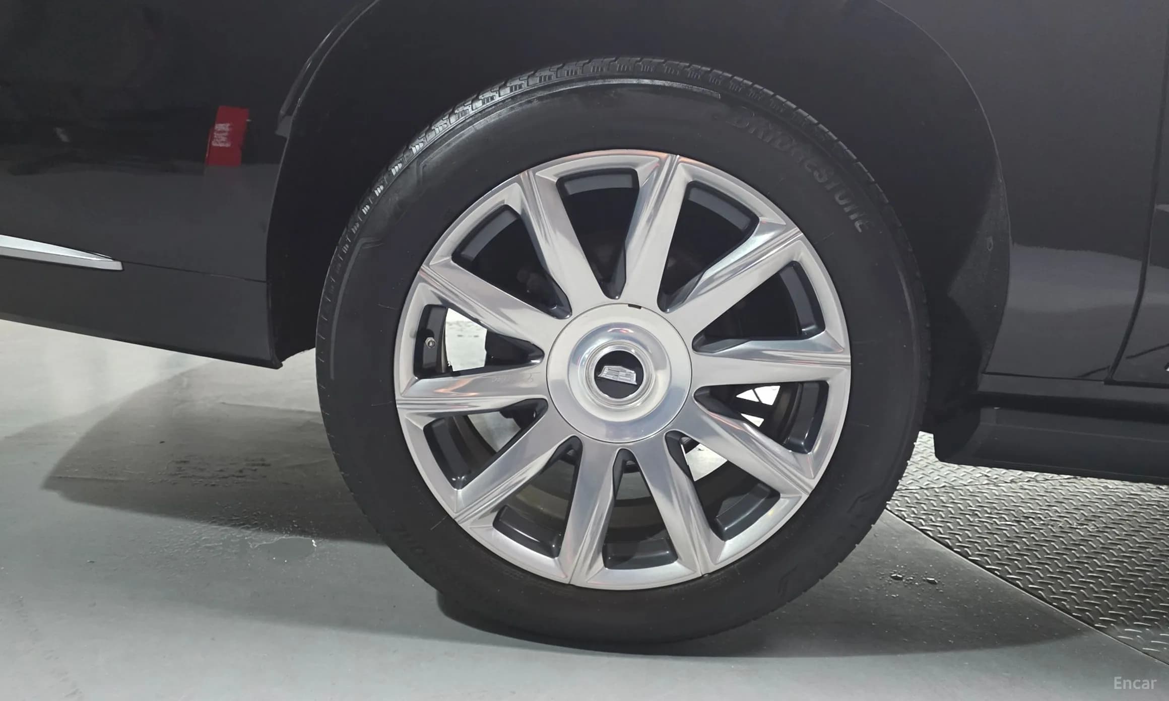 Escalade 5th Generation