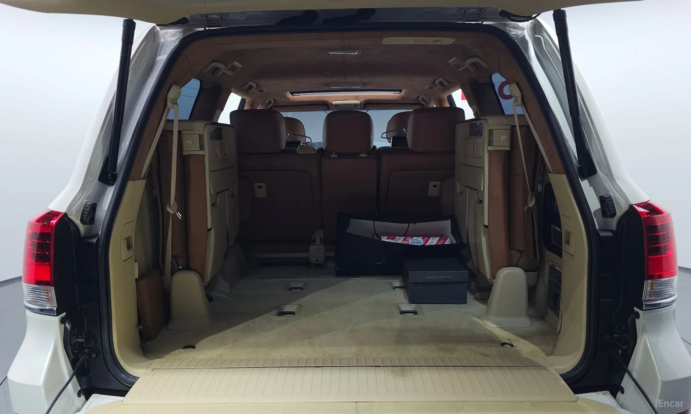 Land Cruiser