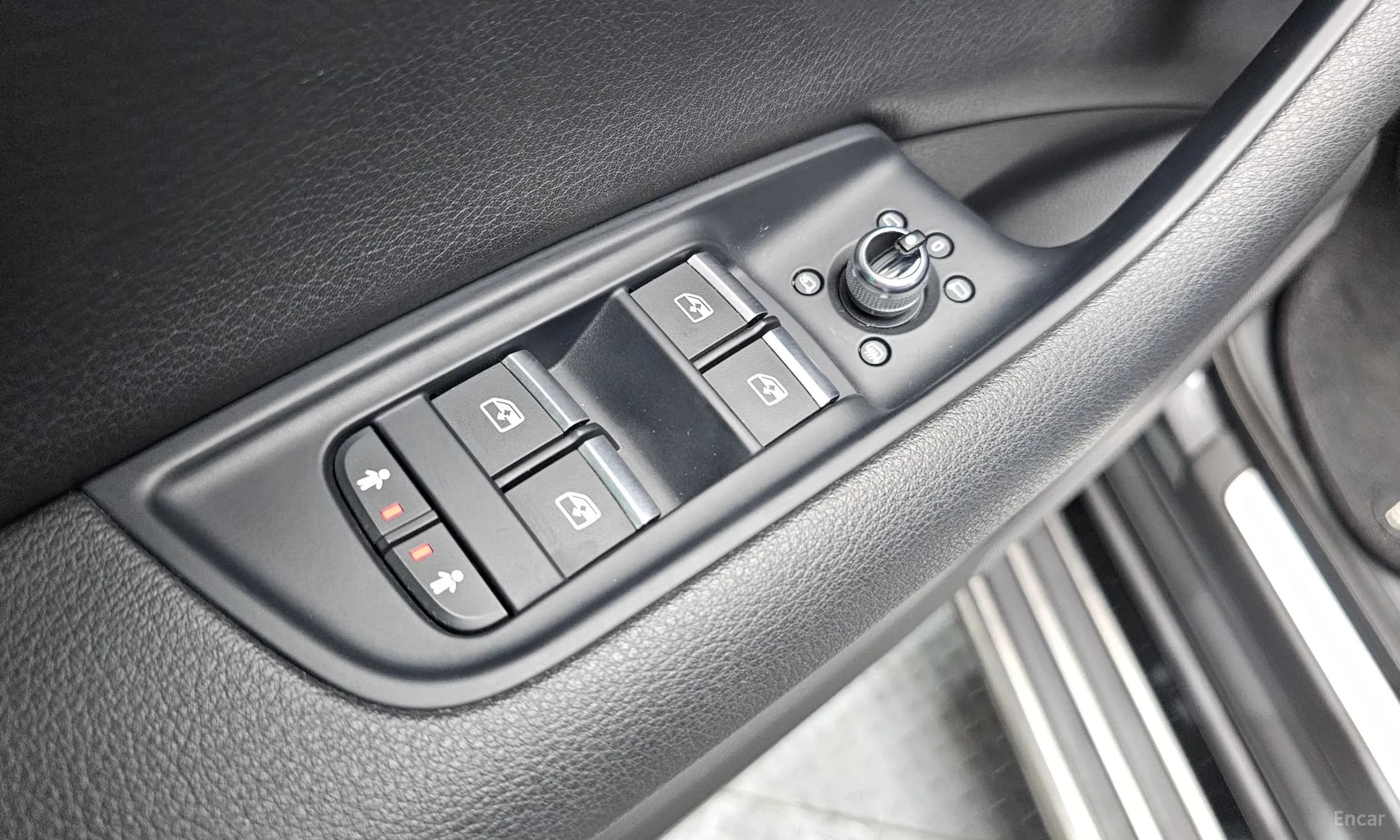 Q7 (4M)