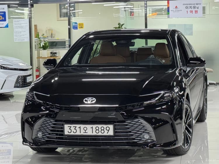 Camry (XV80)