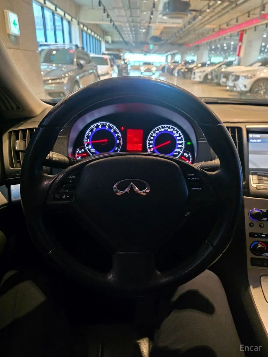 G37