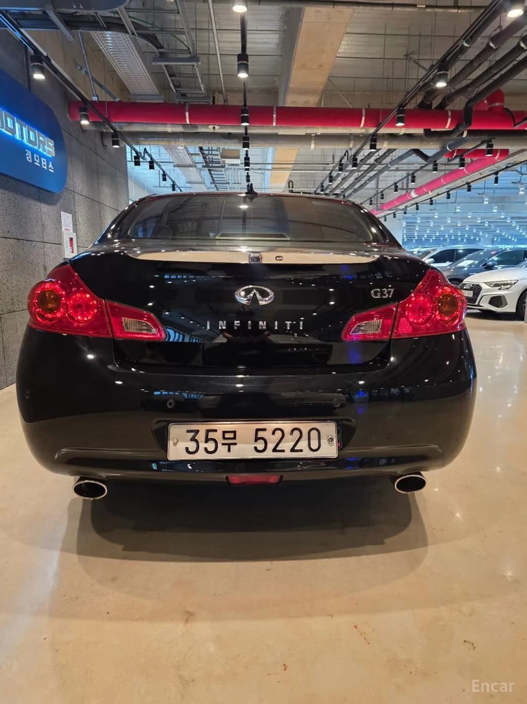 G37