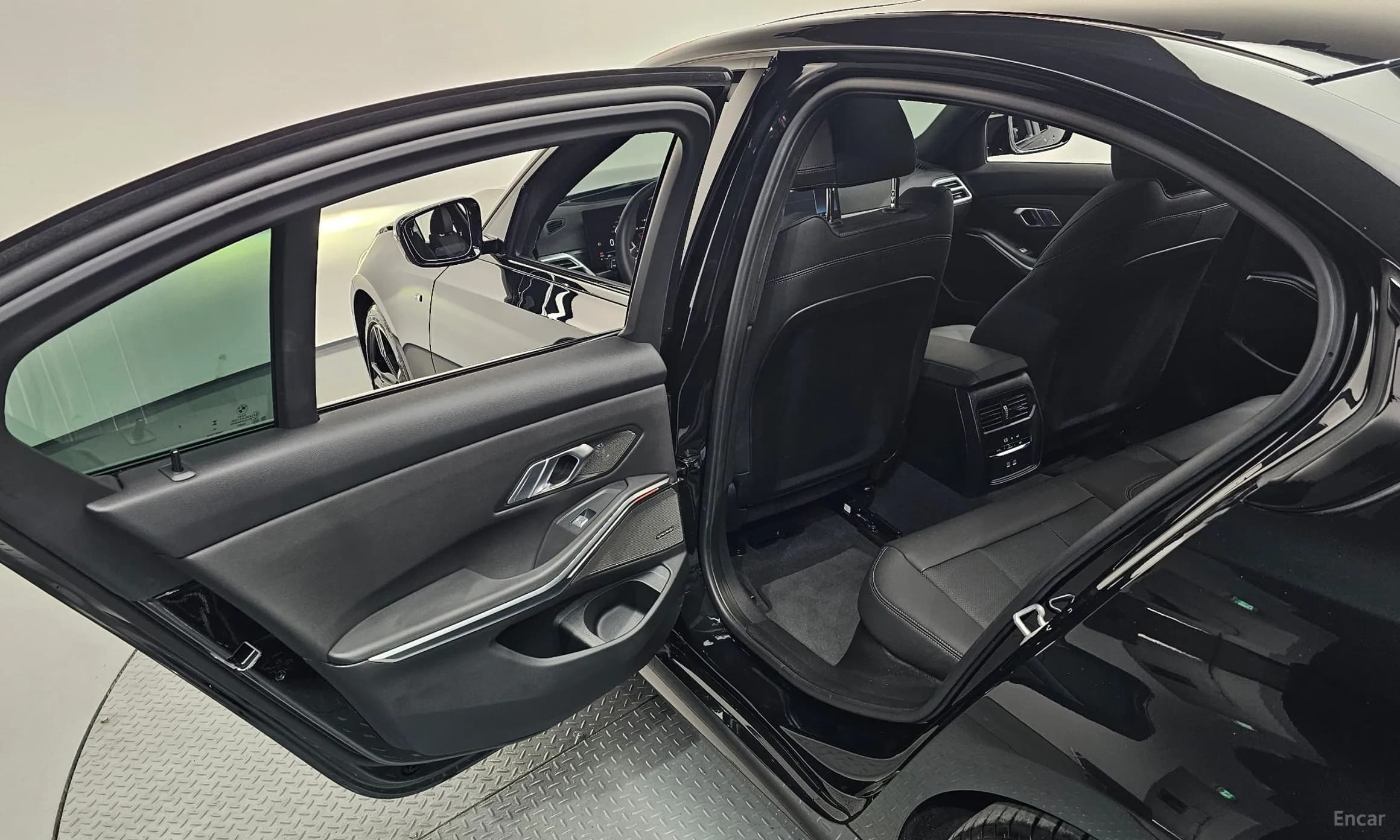 3 Series (G20)
