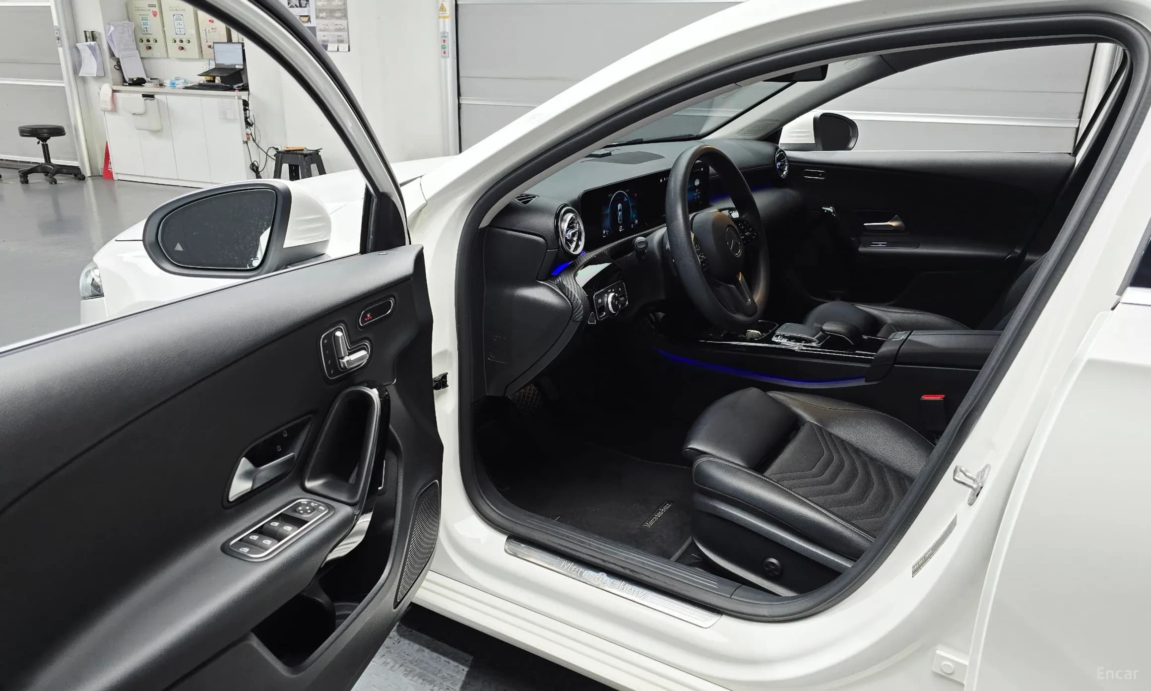 A-Class W177