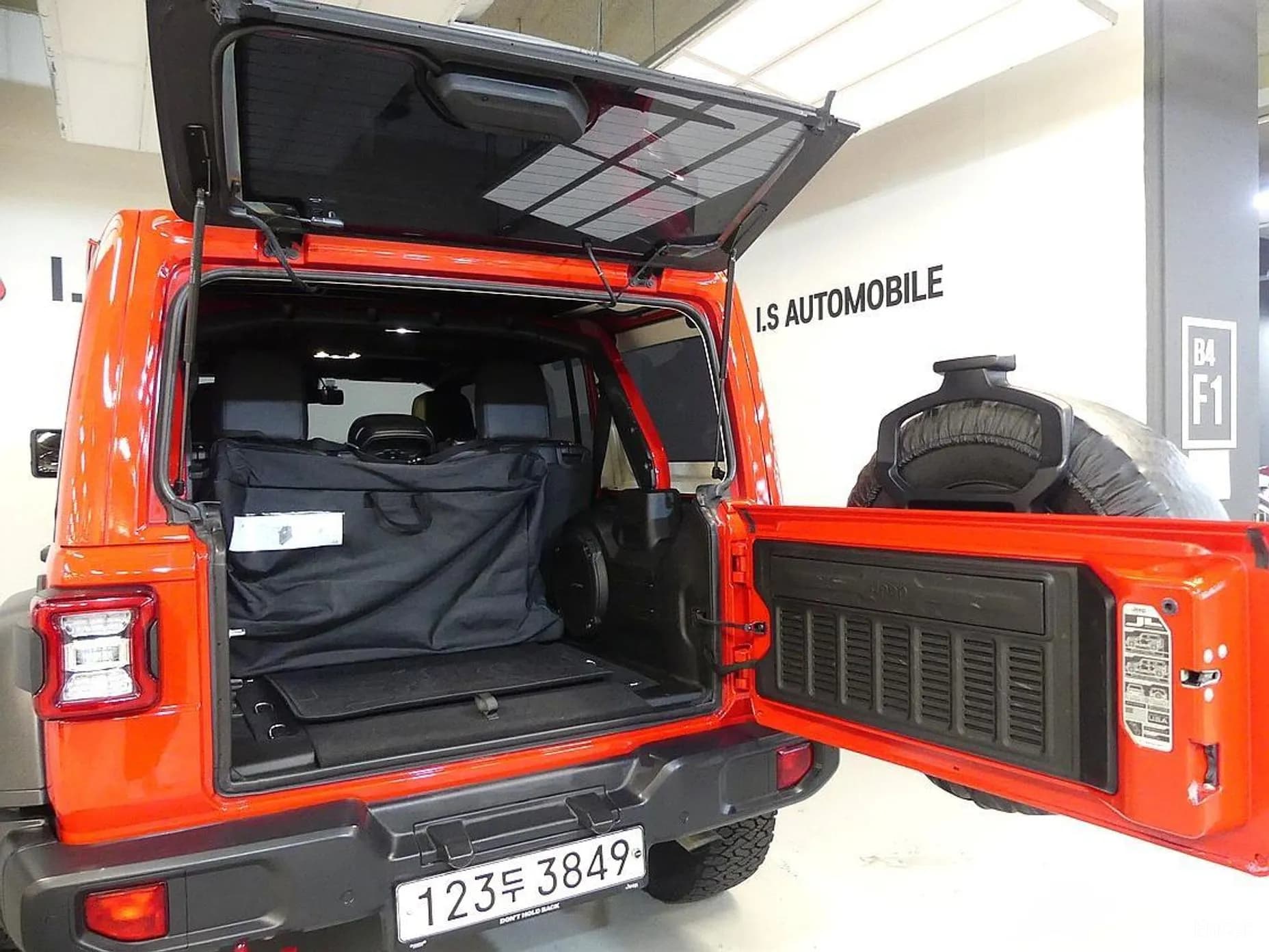Wrangler (JL)