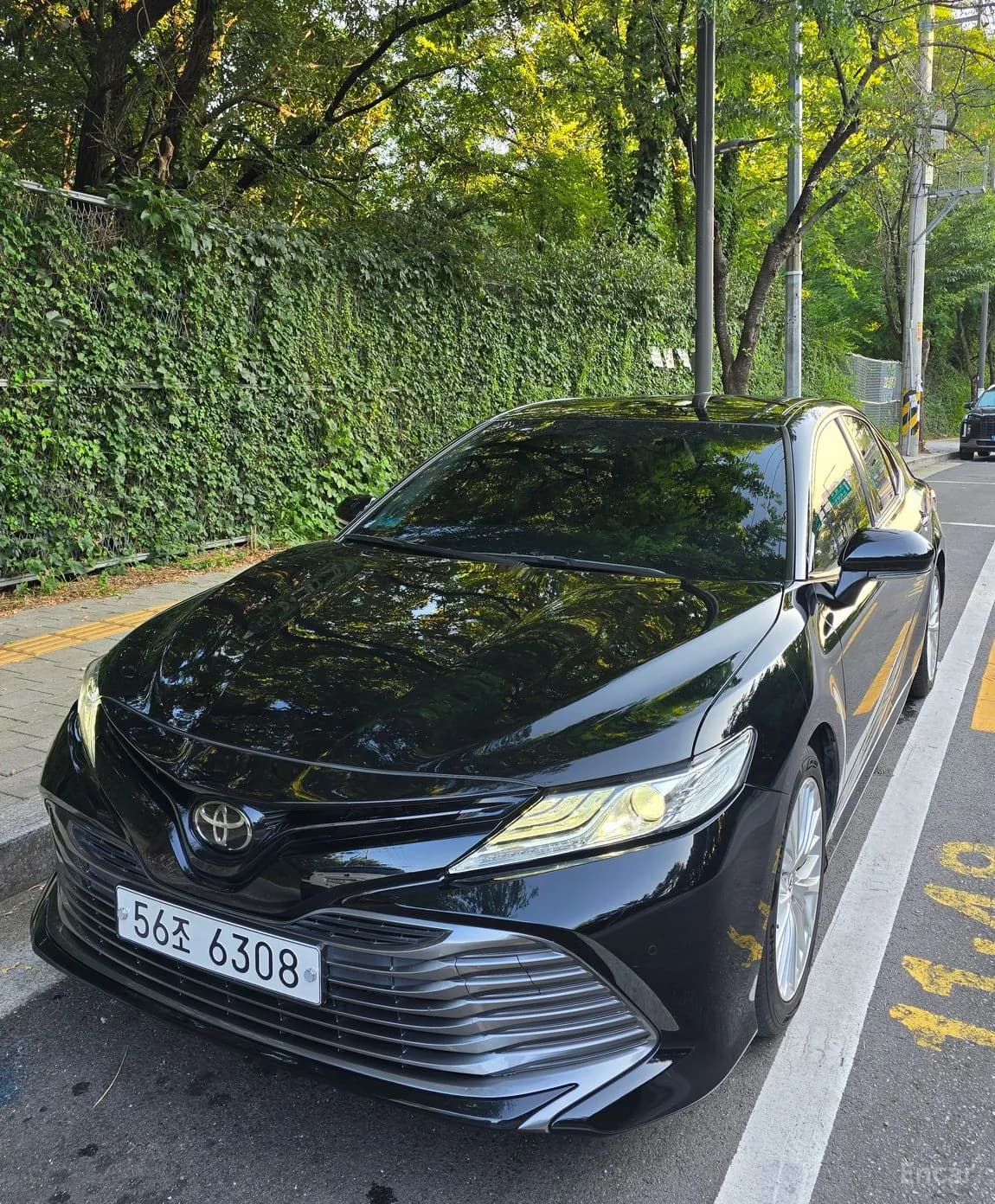 Camry (XV70)