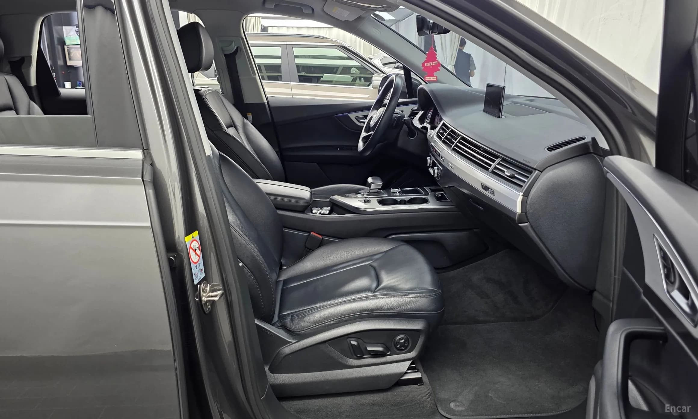 Q7 (4M)