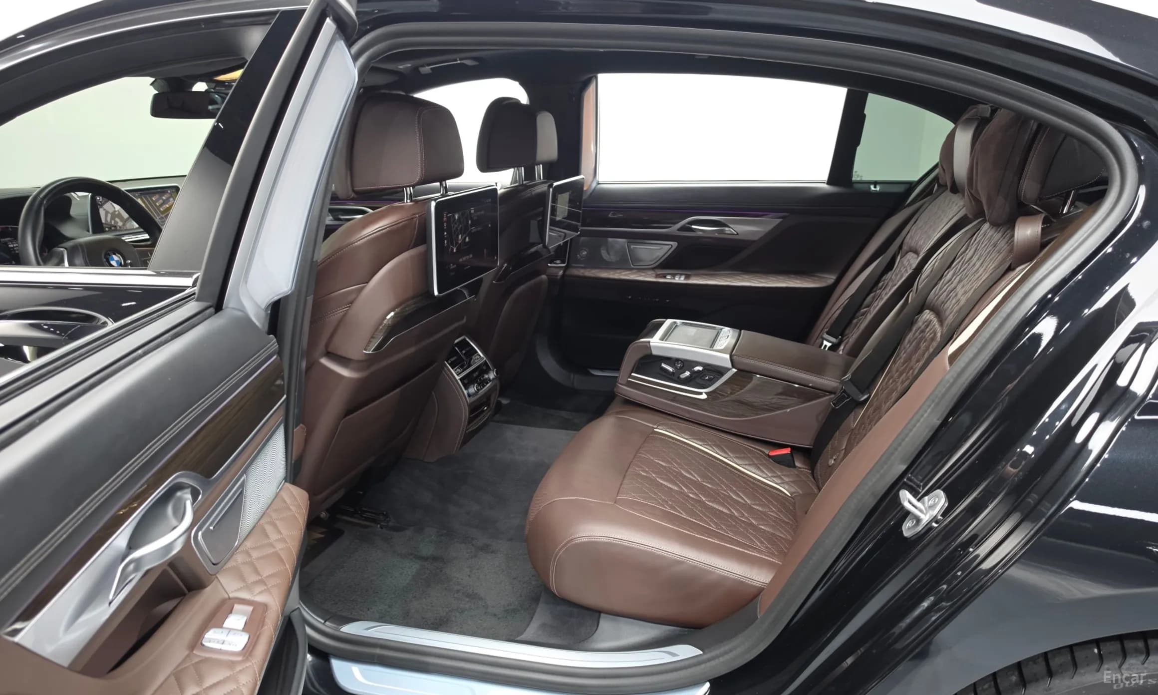 7 Series (G11)