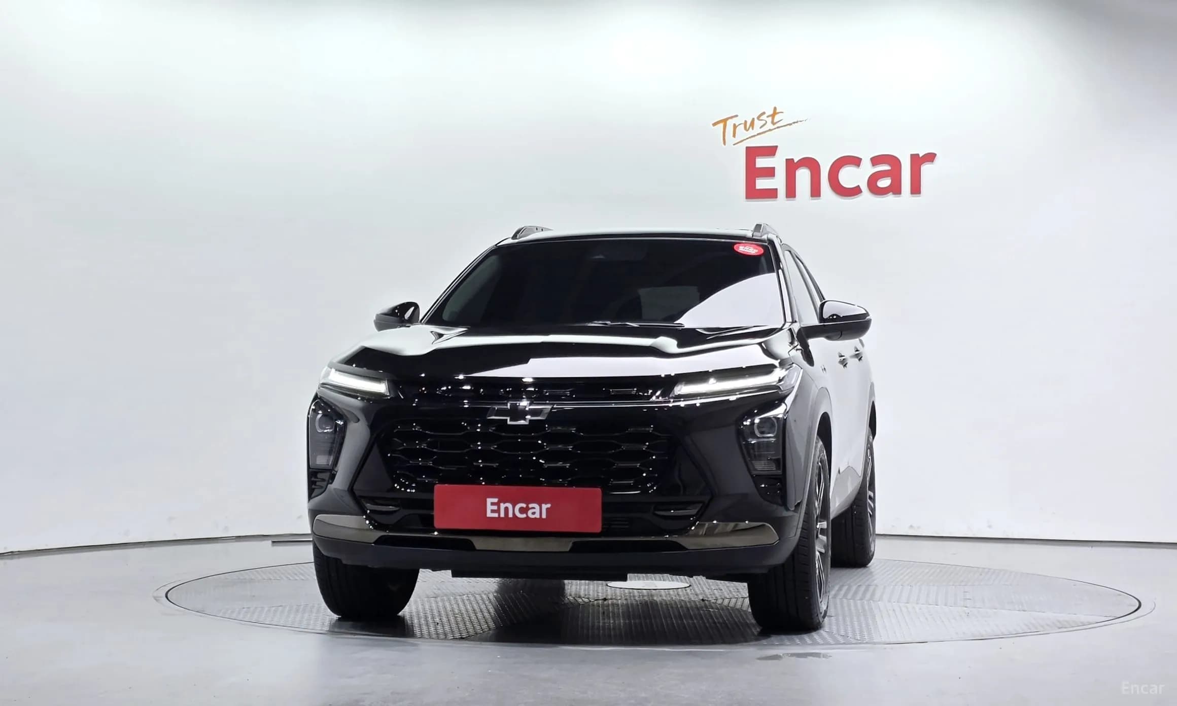 Trax Crossover