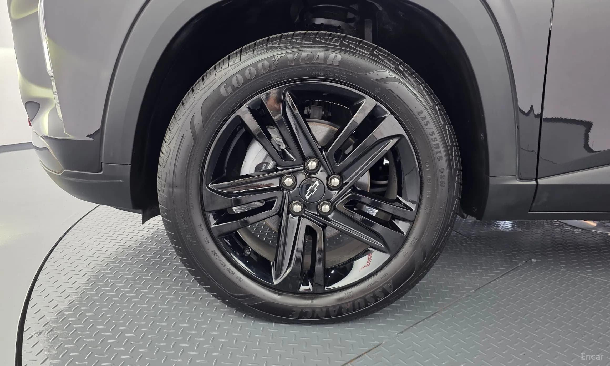 Trax Crossover
