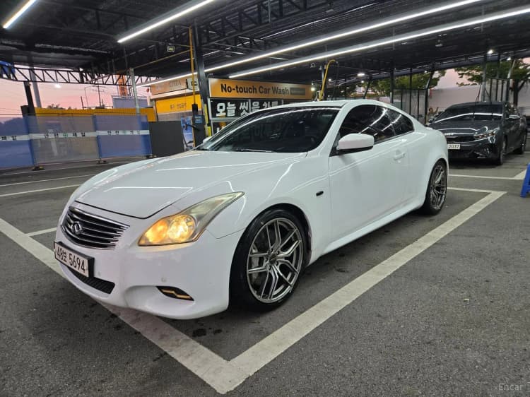 G37