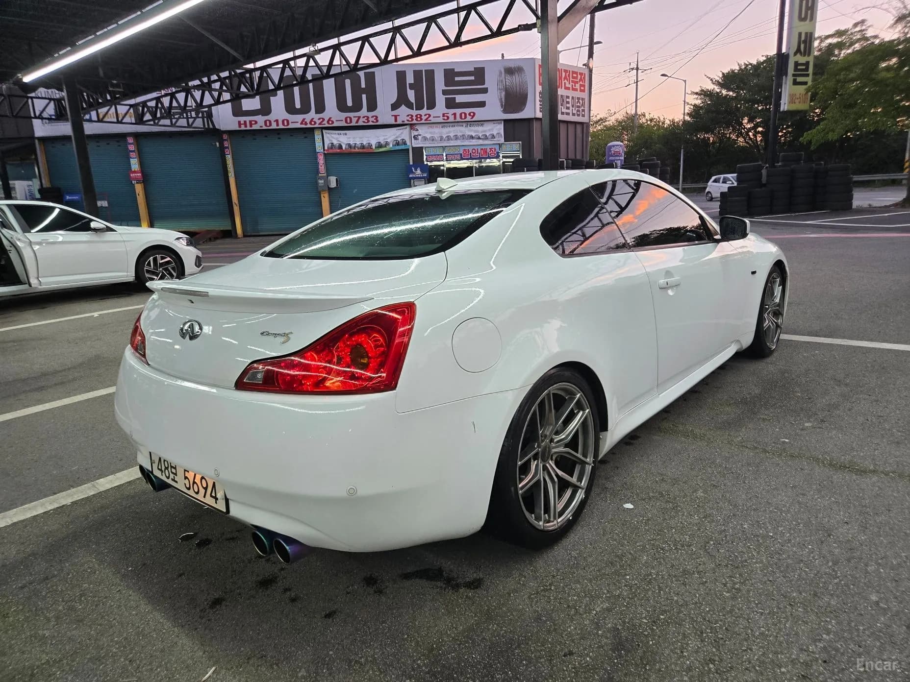 G37