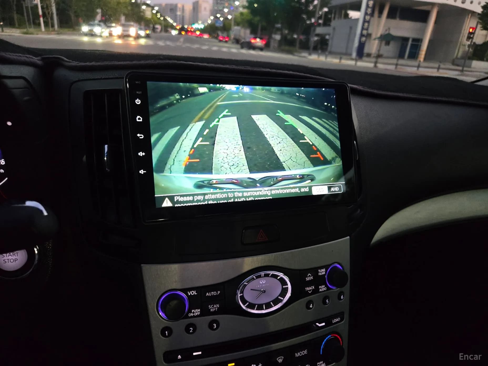 G37