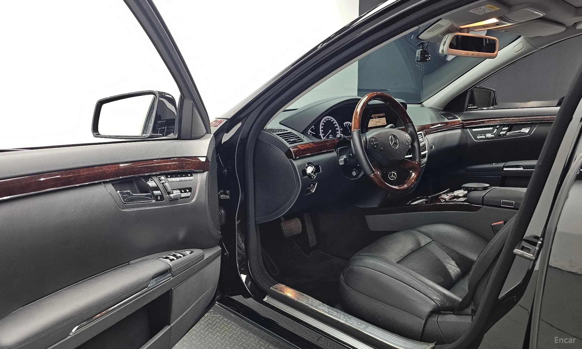 S-Class W221