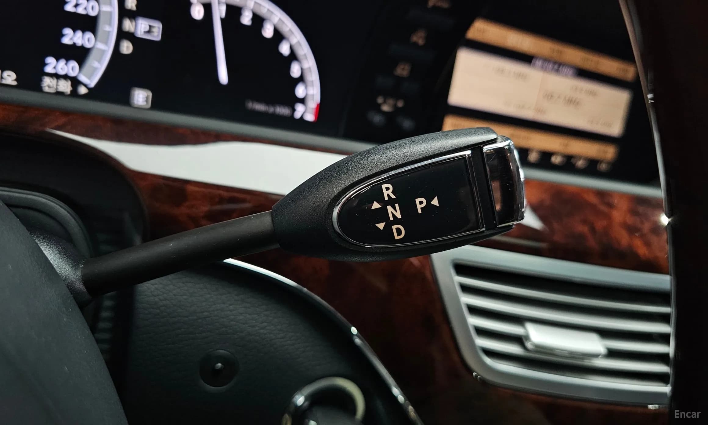 S-Class W221