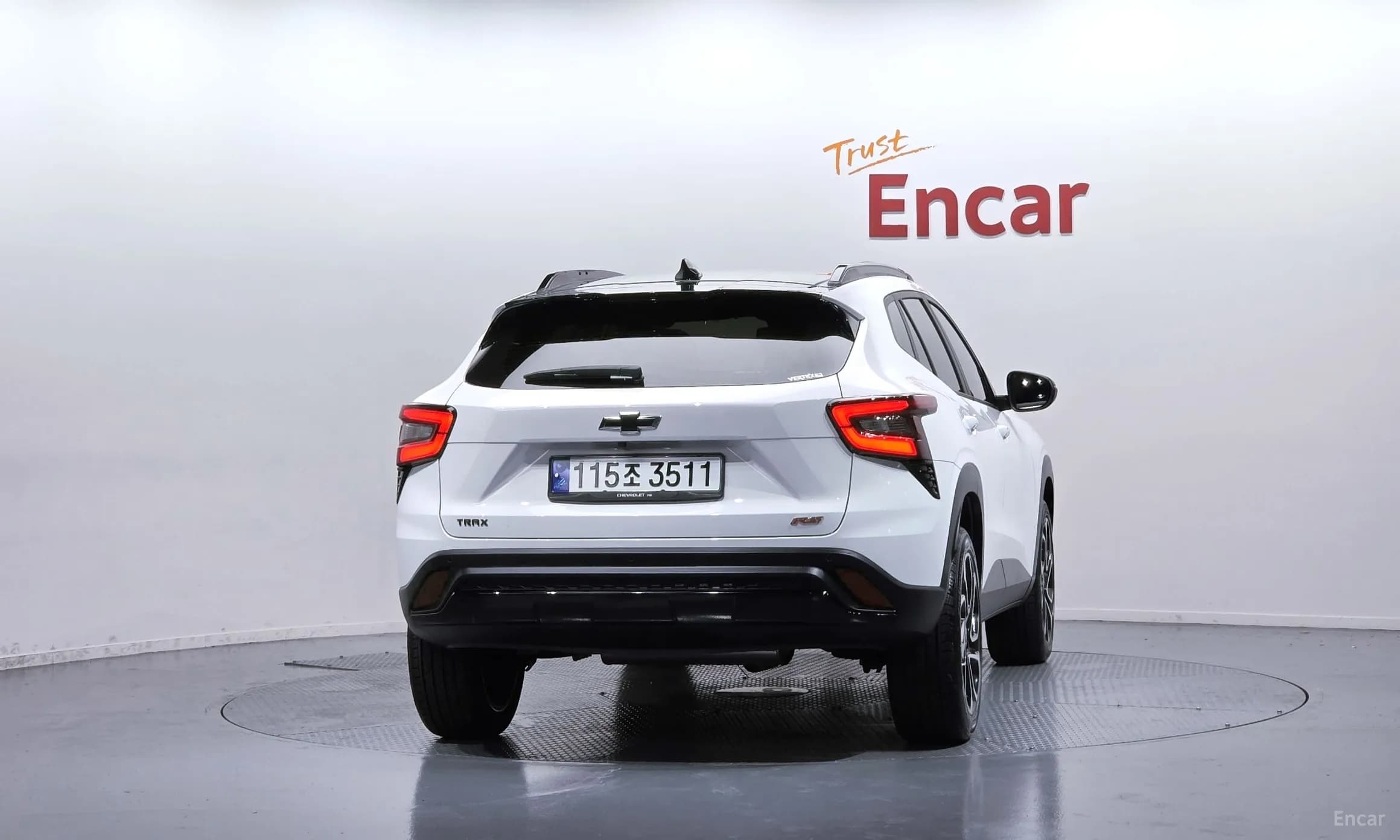 Trax Crossover