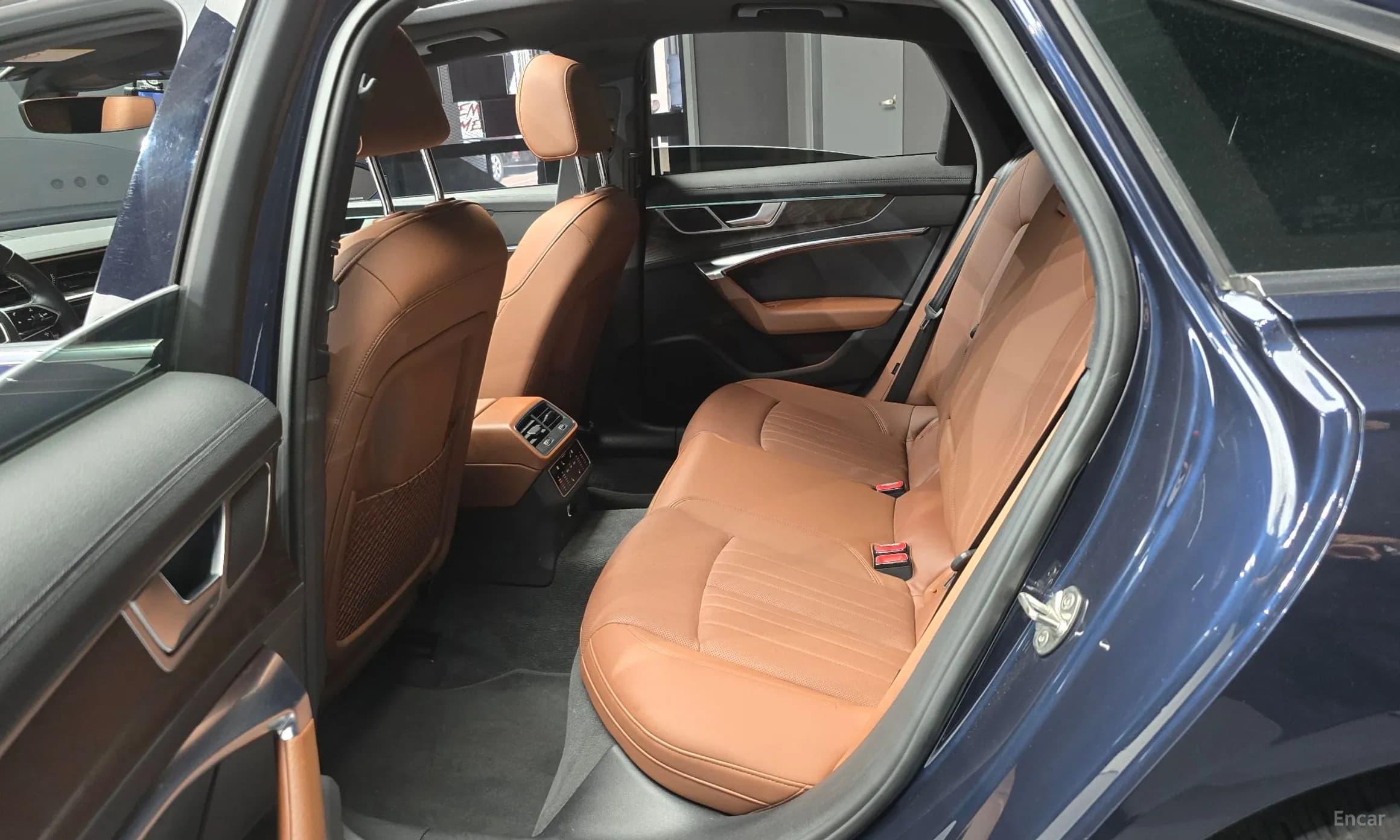 A6 (C8)
