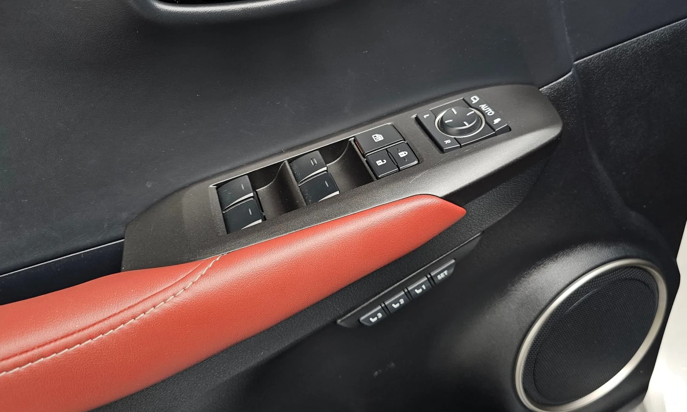 NX300h