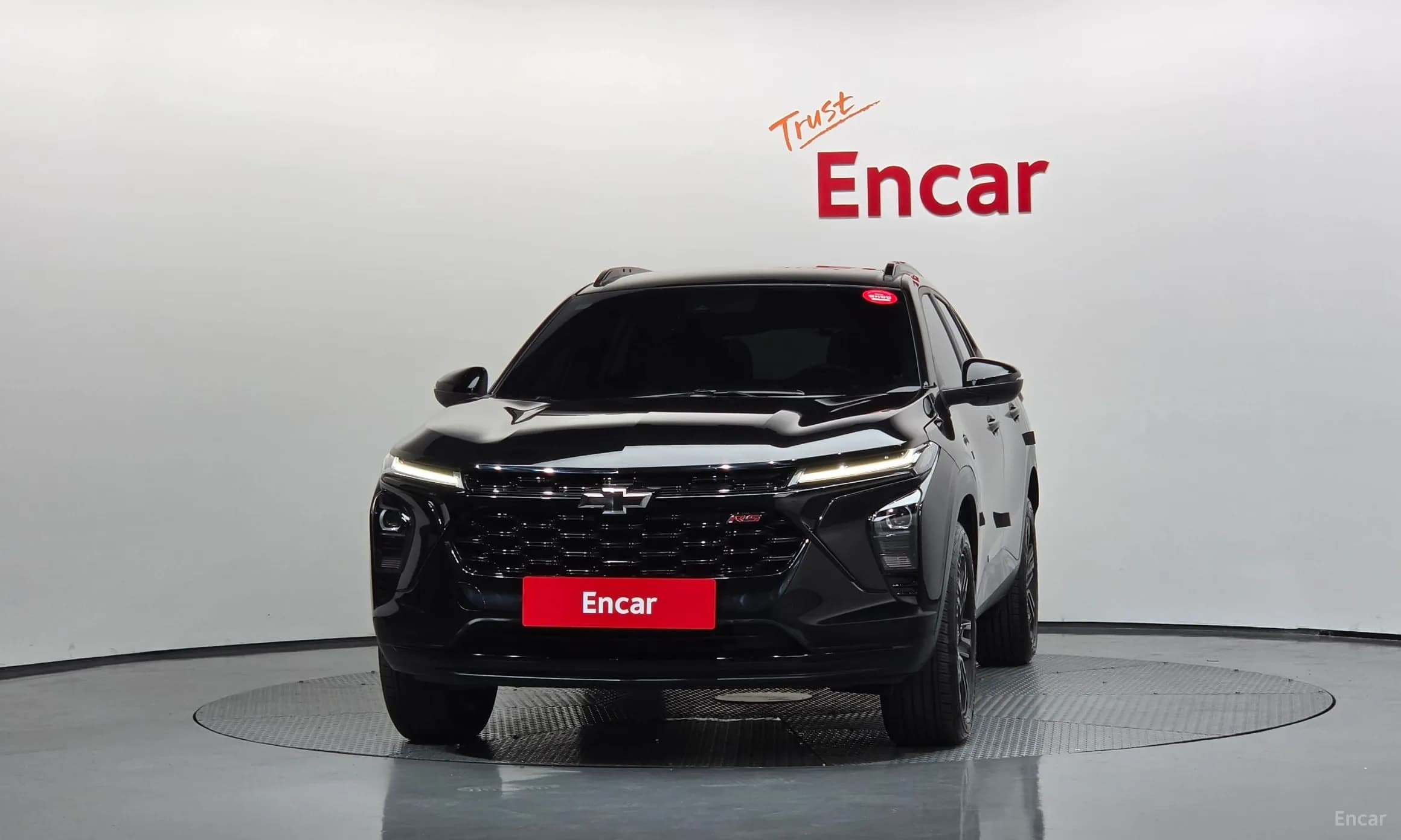 Trax Crossover