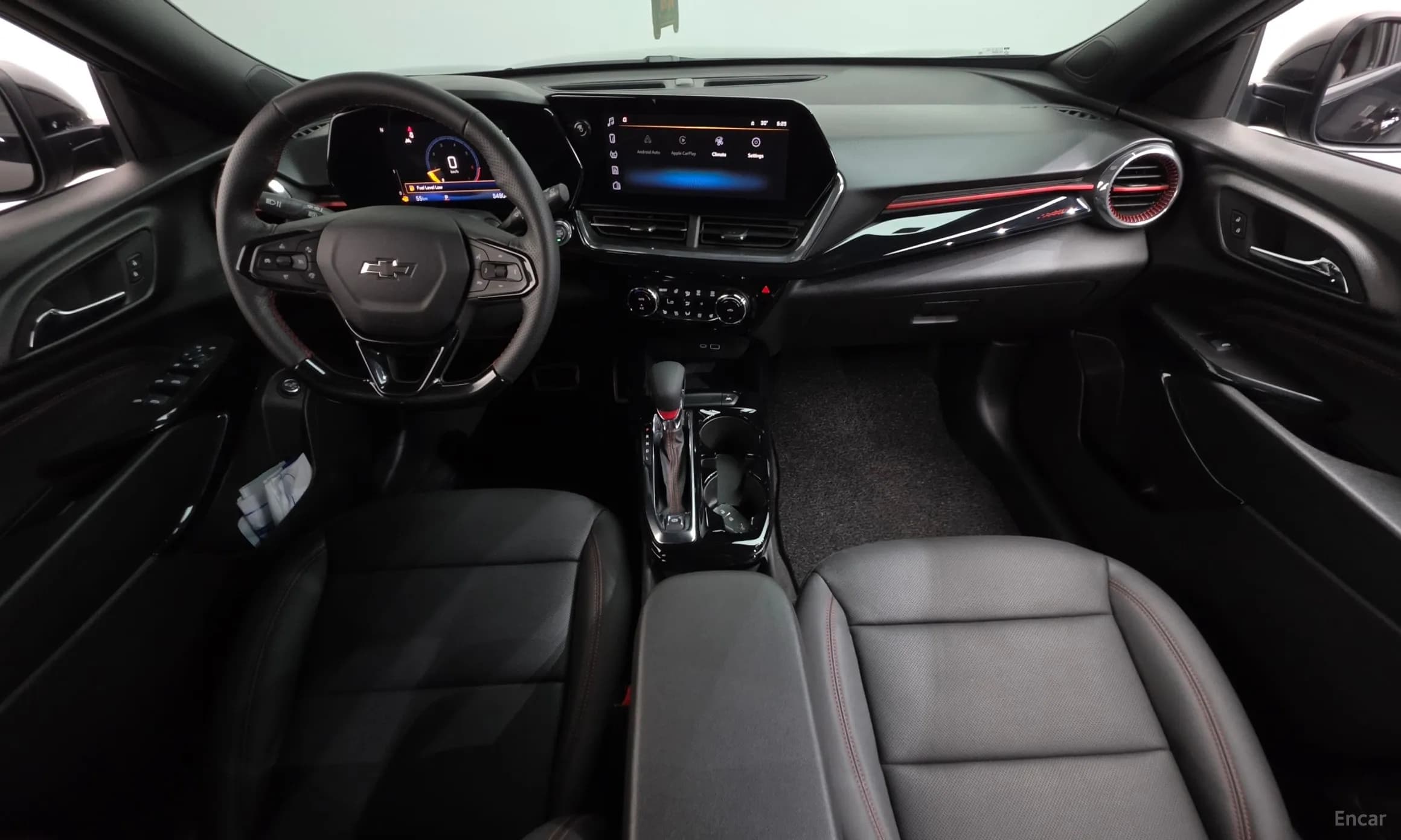 Trax Crossover