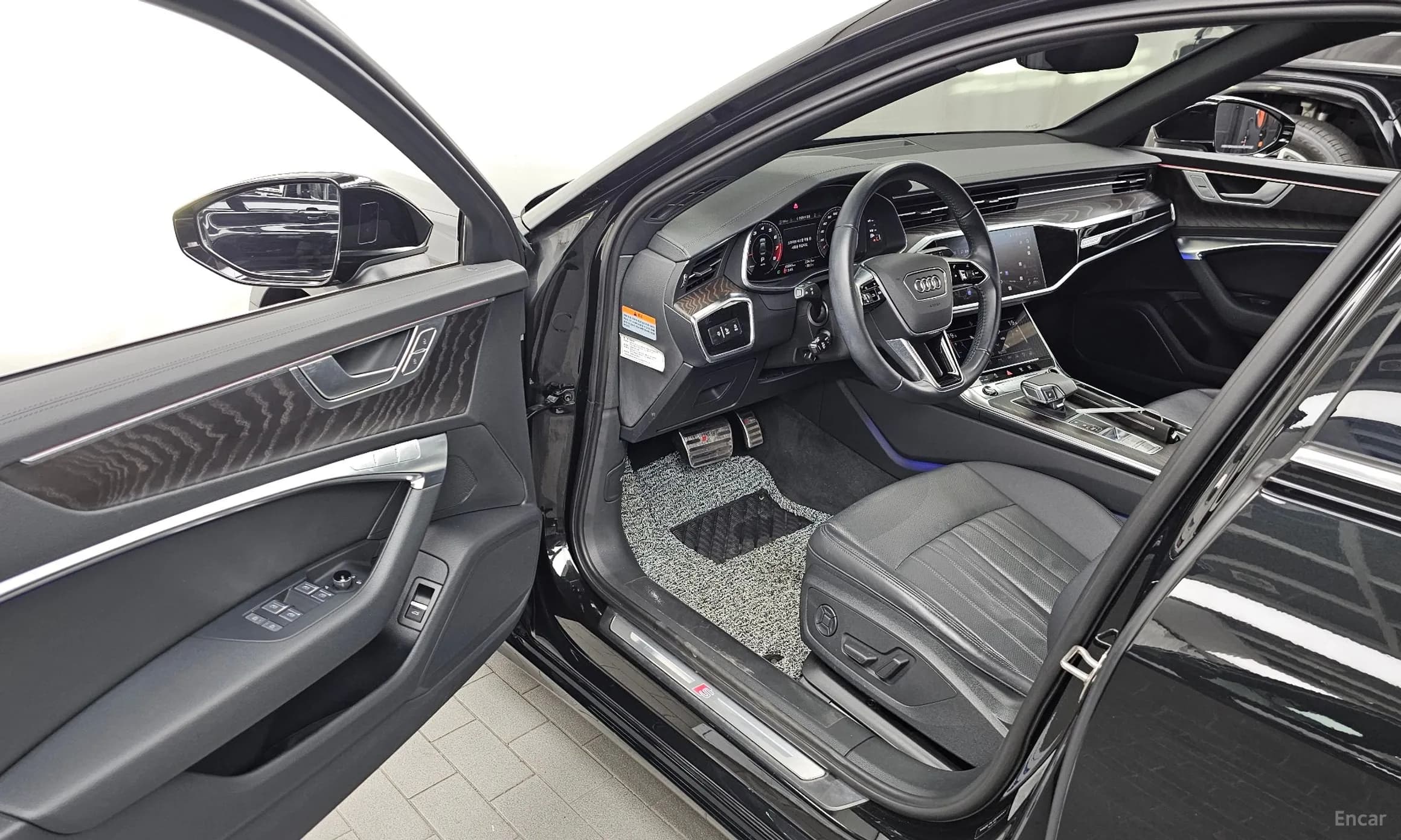 A6 (C8)