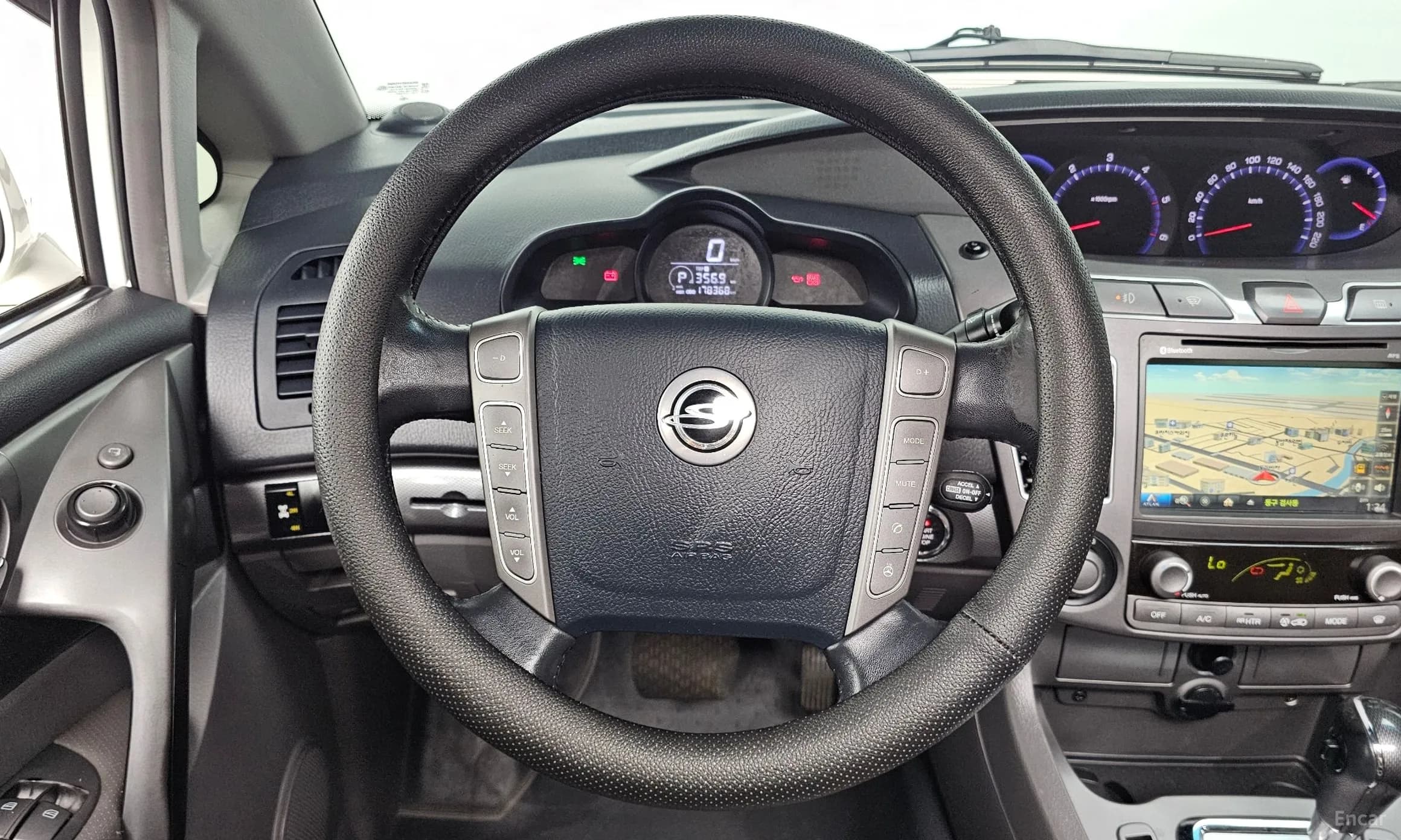 Korando Turismo