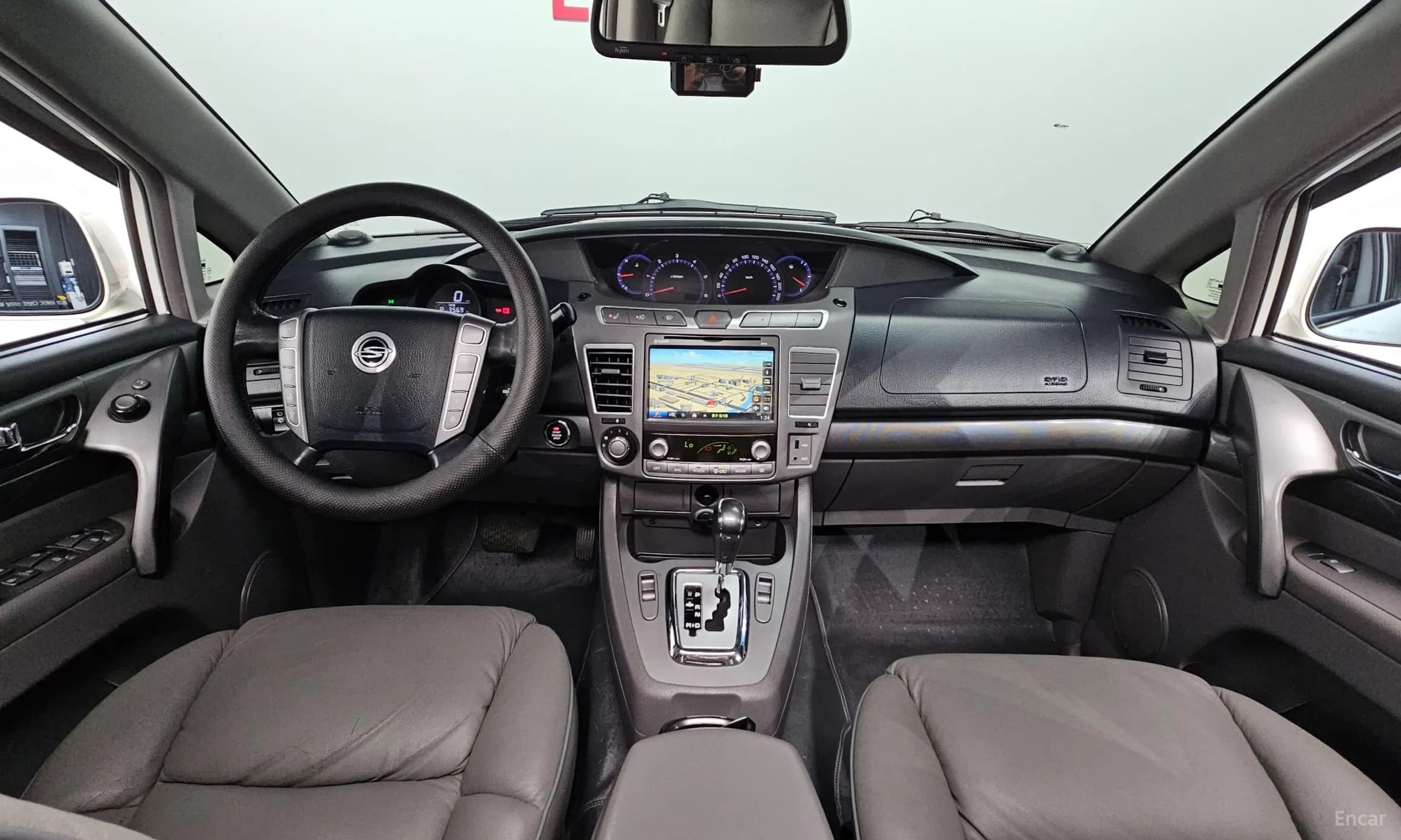 Korando Turismo