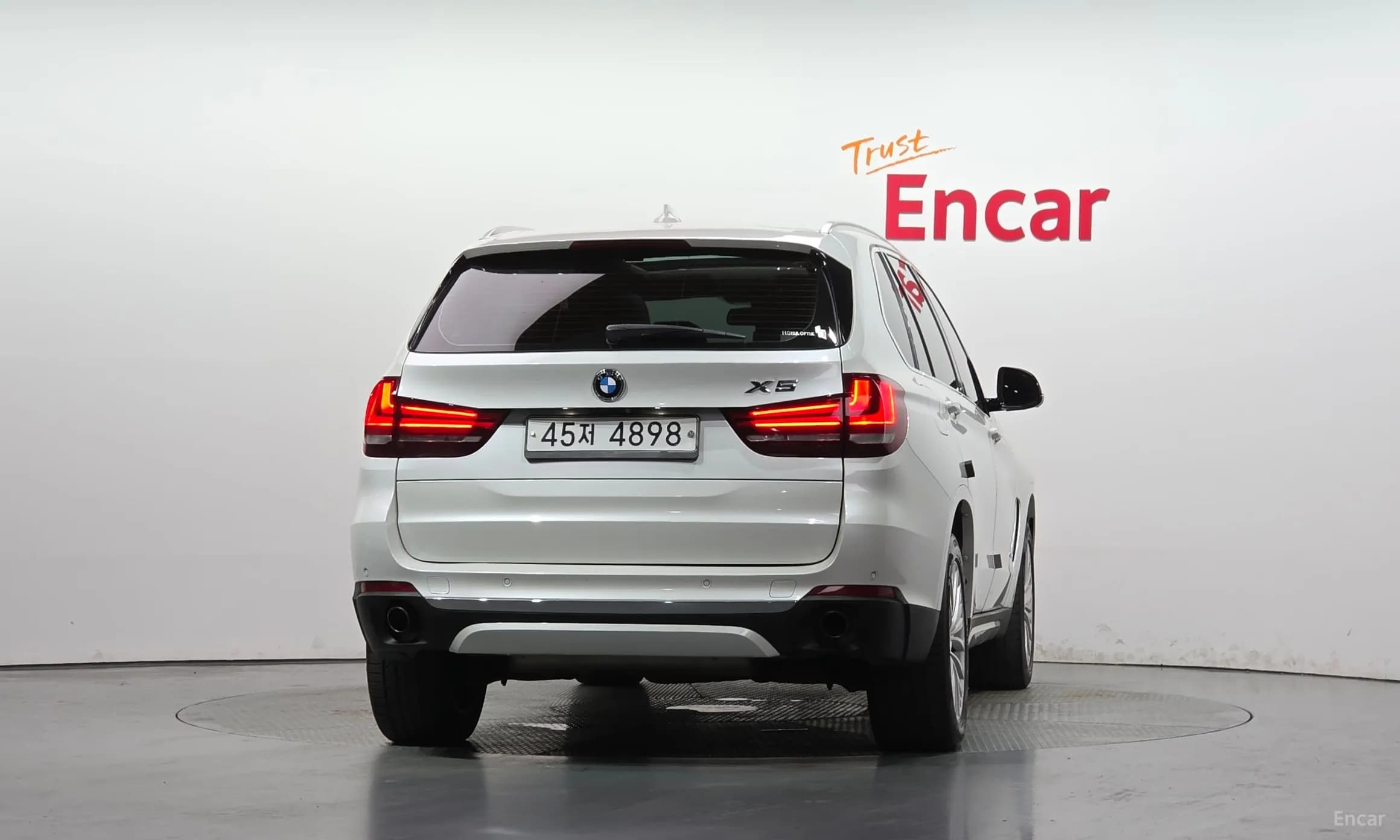 X5 (F15)