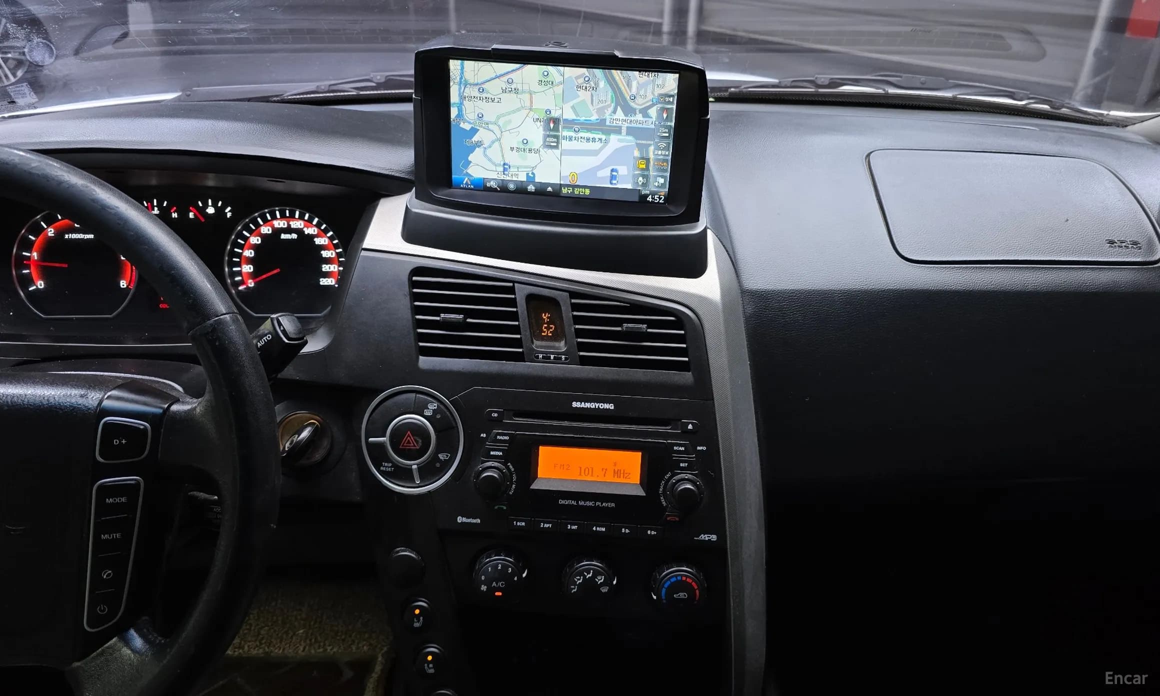 Korando Sports