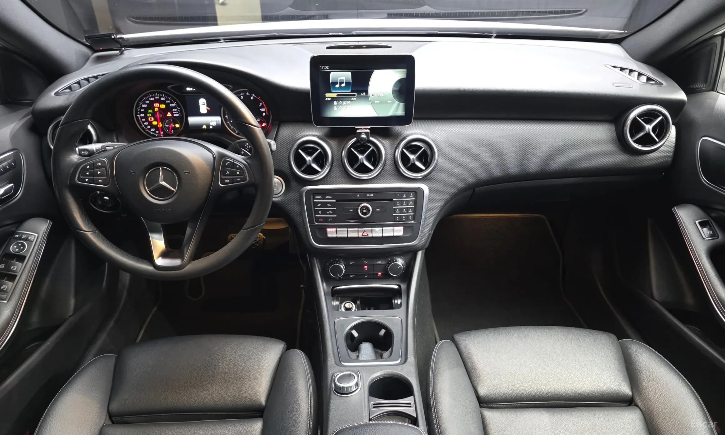A-Class W176