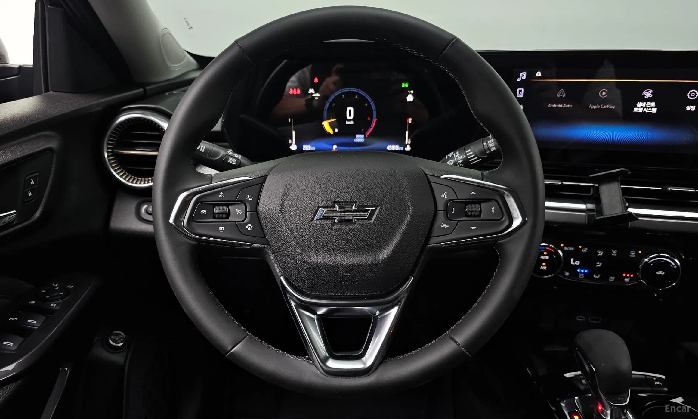 Trax Crossover