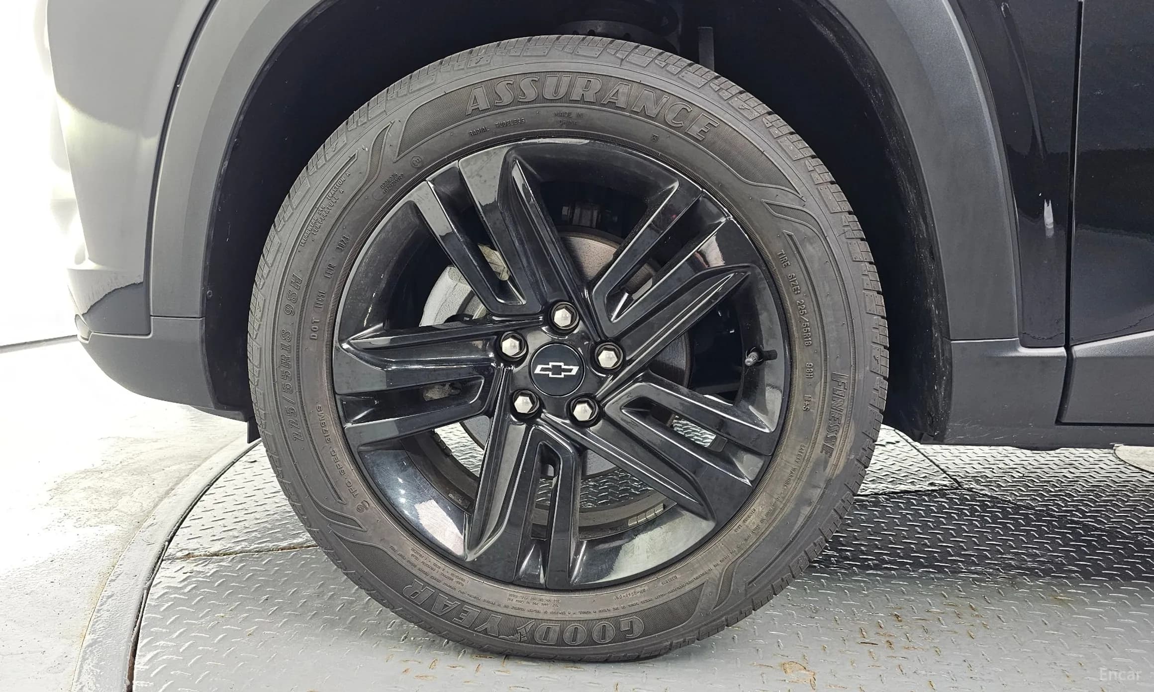 Trax Crossover