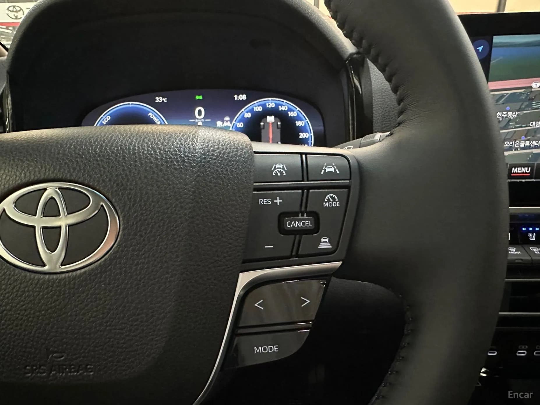 Camry (XV80)