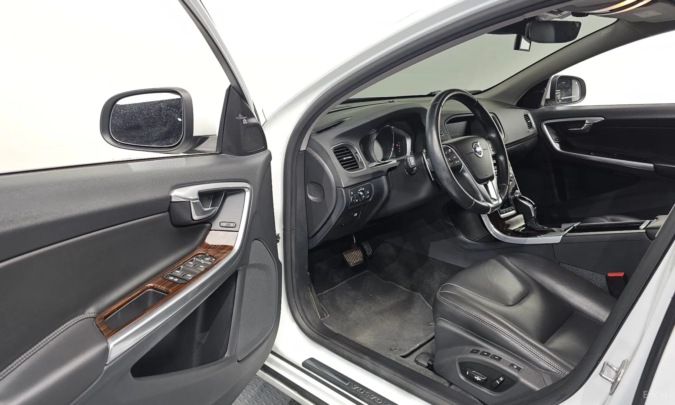 S60