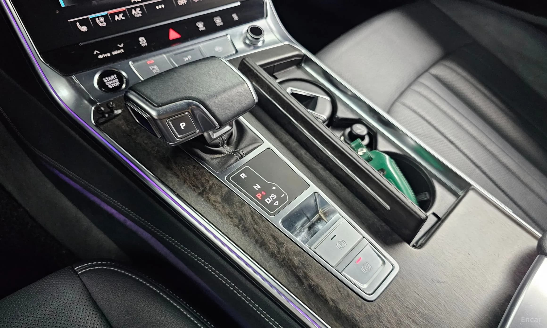 A6 (C8)