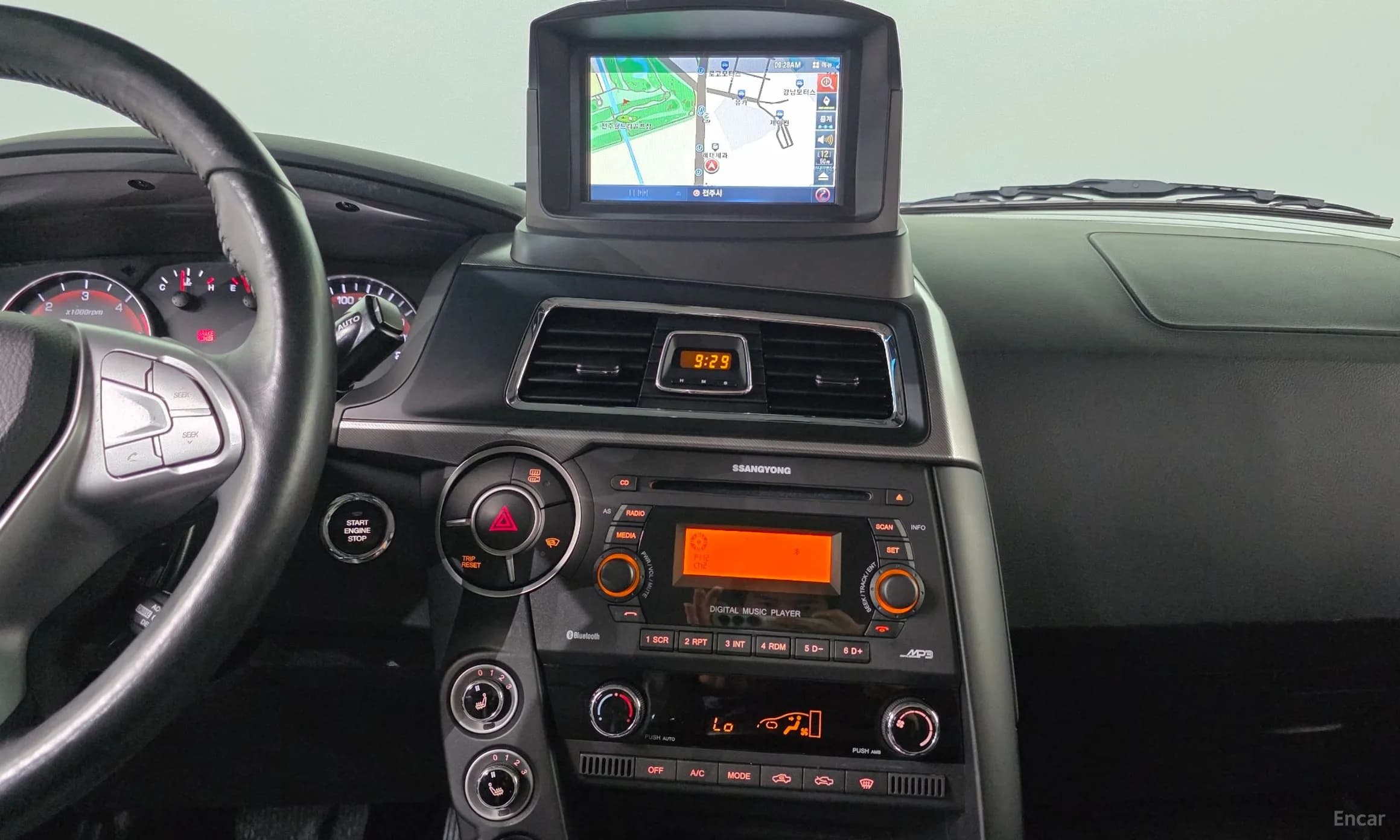 Korando Sports