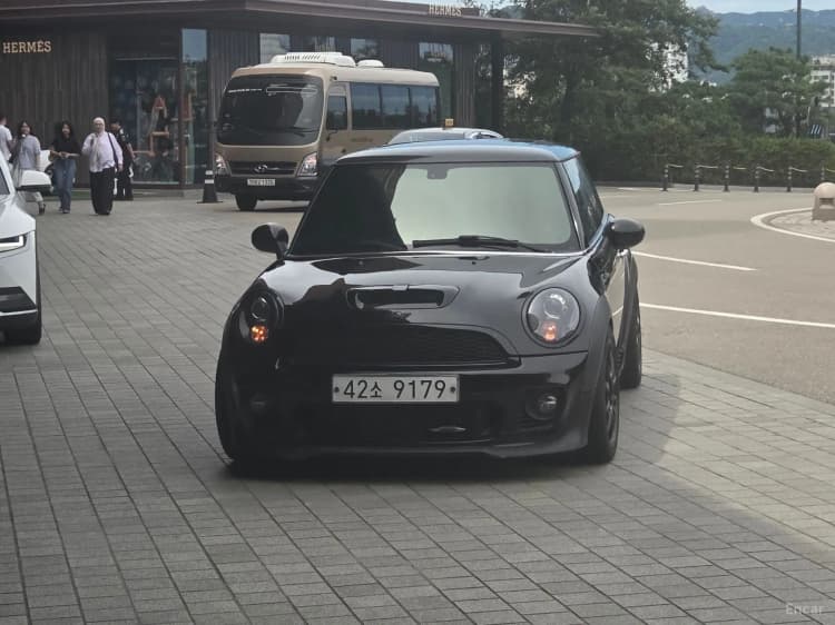 Cooper S