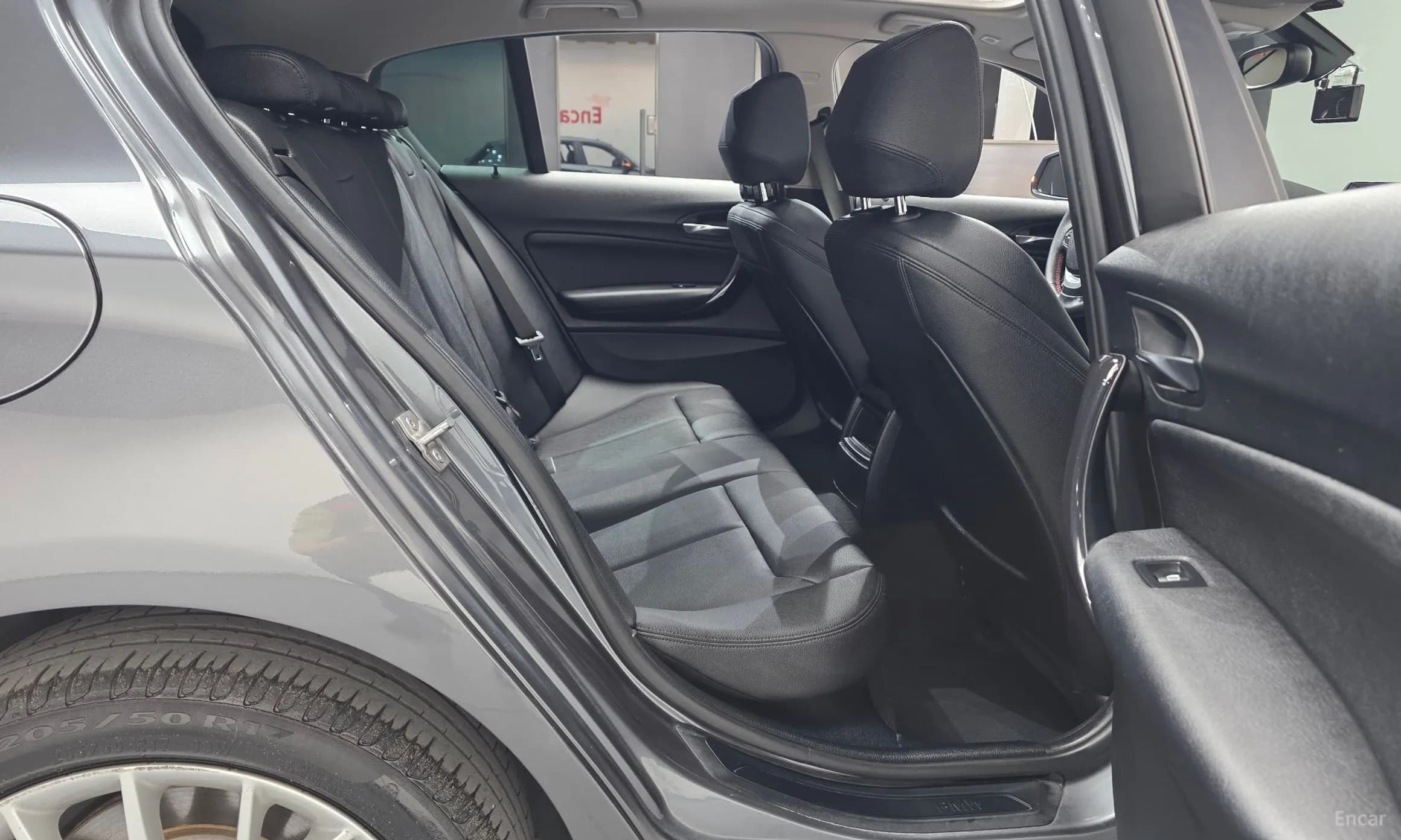 1 Series (F20)