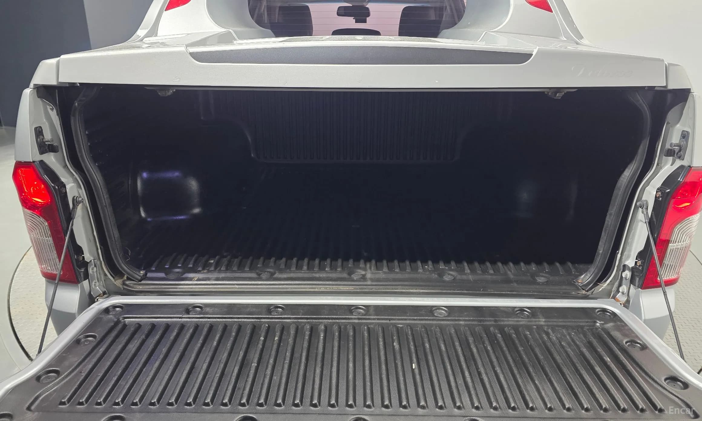 Korando Sports