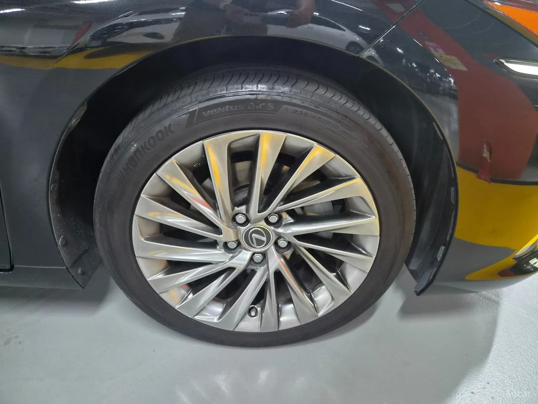 ES300h 7th Generation